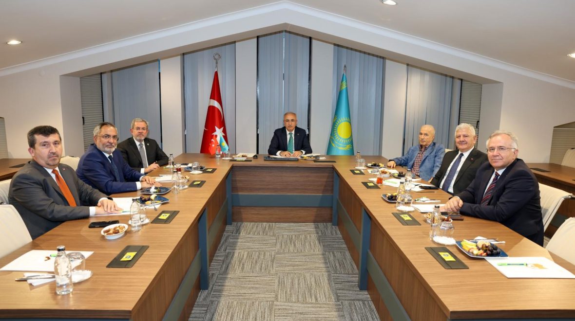 Üniversiteler Arasında Akademik İş Birliği İmkânları Değerlendirildi
